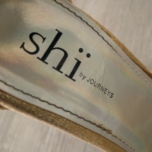 Shi by Journeys Heels - Picture 5 of 6